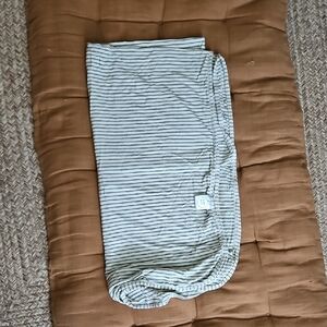 Lou Lou & Company Striped Blanket - Gray and White